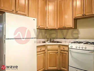 Rented by Wave Real Estate Group