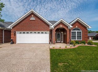 3118 Arbor Ridge Ln, New Albany, IN 47150
