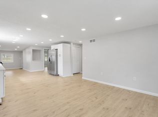 57025 Greenlawn Ave, Osceola, IN 46561