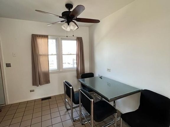 4th image of 736 Southwind Dr