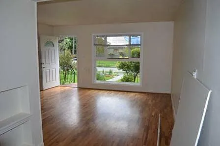3 bed, 1650 sqft, $4,375 — Photo 2