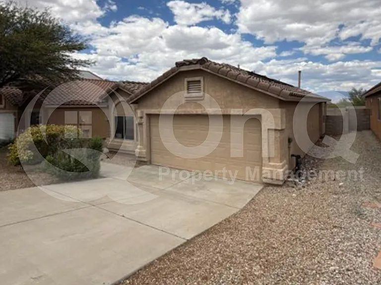 10591 E Ottoman Dr — Photo 2