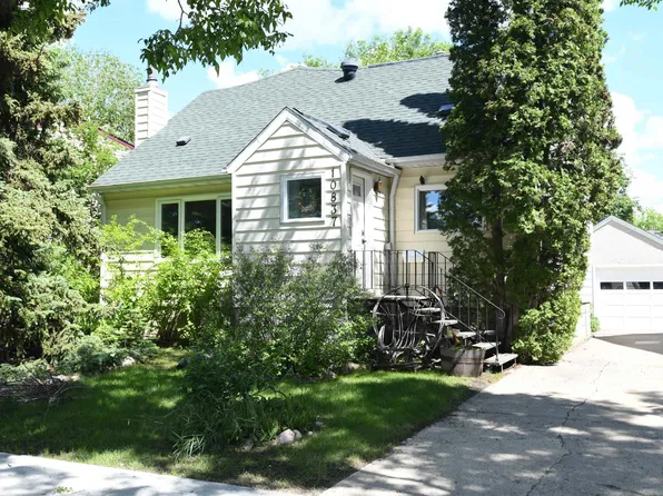 10837 139th St NW, Edmonton, AB T5M 1P6