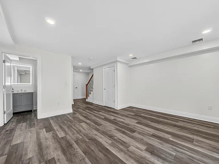 211B Slocum Way — Photo 30