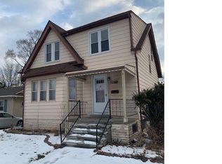 21926 Hayes Rd, Eastpointe, MI 48021