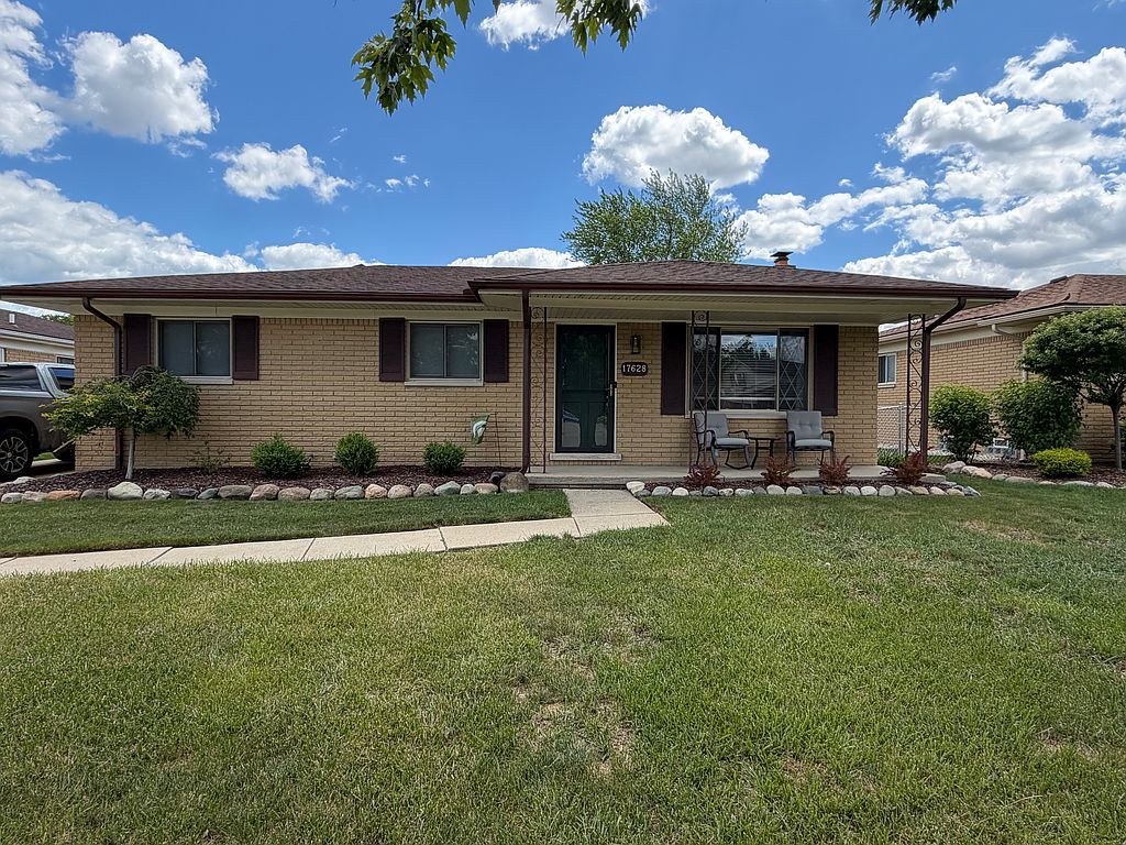 17628 Zanger St - Property Image