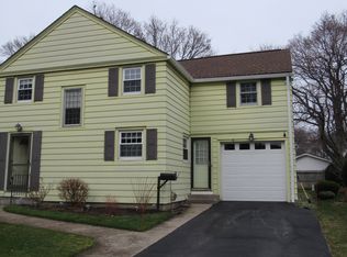 48 Covington Rd, Rochester, NY 14617