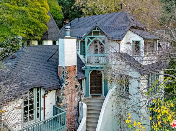 8066 Woodland Ln, Los Angeles, CA 90046