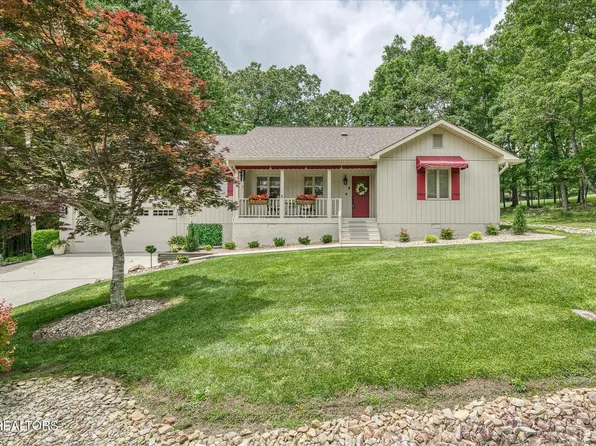 449 Snead Dr, Fairfield Glade, TN 38558