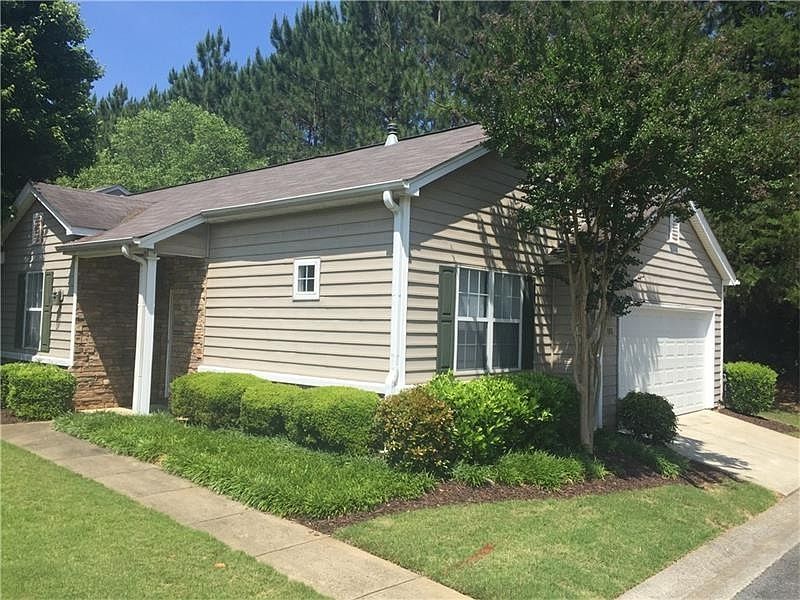 2nd image of 185 Windcroft Ct