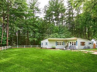 1 Ranch Ln, Easthampton, MA 01027