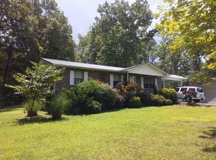 328 Doris Dr, Crossville, TN 38555