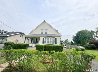 229 Linnmoore St, Hartford, CT 06106