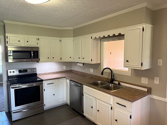 2nd image of 1616 Kenilwood Way