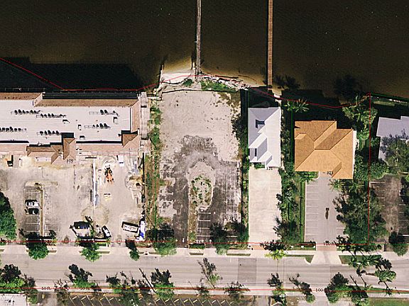 Near Downtown Stuart
