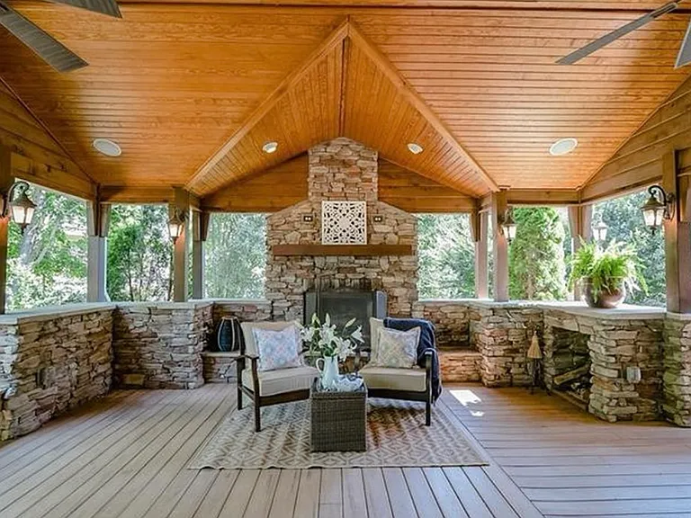 21510 Gulfstar Ct — Photo 1