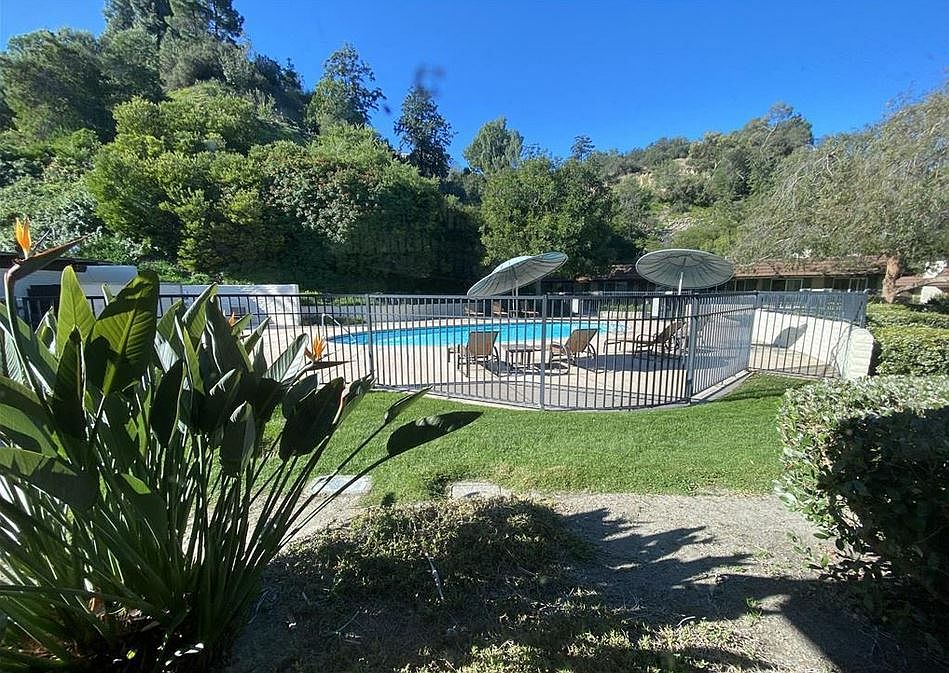 1st image of 4600 Collwood Ln