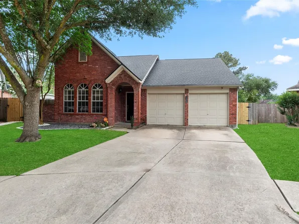 16015 Hickory Cove Dr, Houston, TX 77095