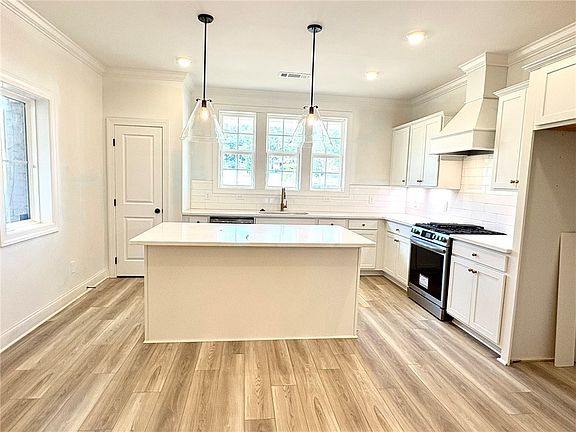 5th image of 1769 Woodland Pines Ln #265