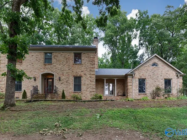 1209 Deborah Dr SE, Huntsville, AL 35801