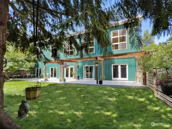 13914 Toad Holler Place NE, Bainbridge Island, WA 98110