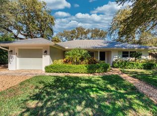 625 Iris Ln, Vero Beach, FL 32963