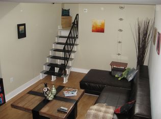 813 S 2nd St FLOOR 1, Philadelphia, PA 19147