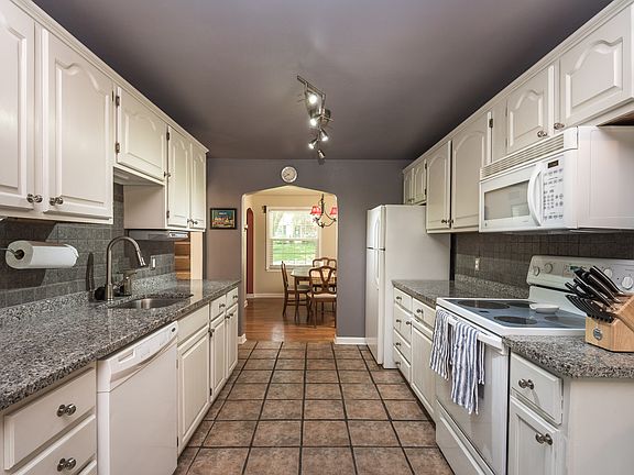 5th image of 7735 McGee St