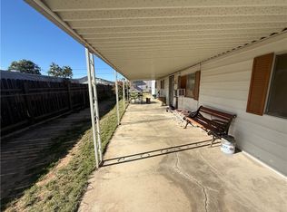 1579 Clover Ln, Bullhead City, AZ 86442