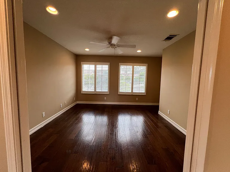 2540 San Saba St — Photo 16