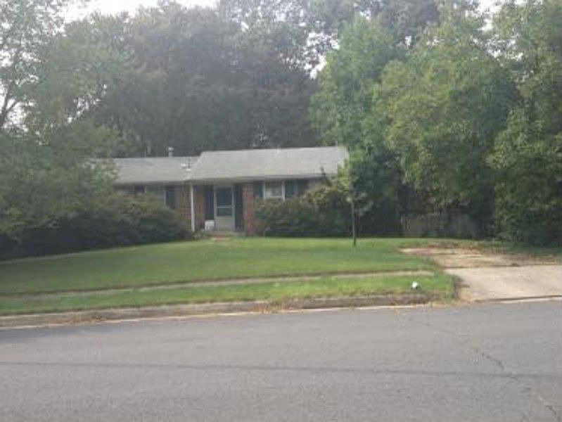 1st image of 2428 Shenandoah St