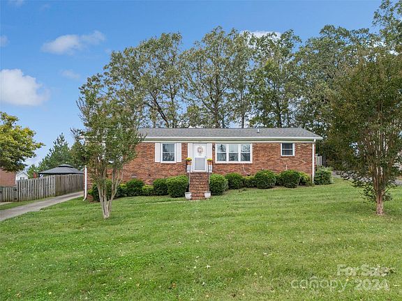2nd image of 131 Bright Ave
