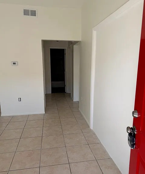 6424 Montana Ave — Photo 5