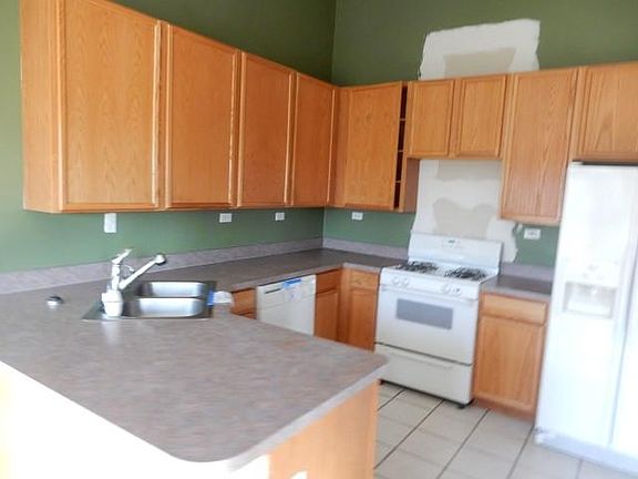 4th image of 1792 Maplewood Ct