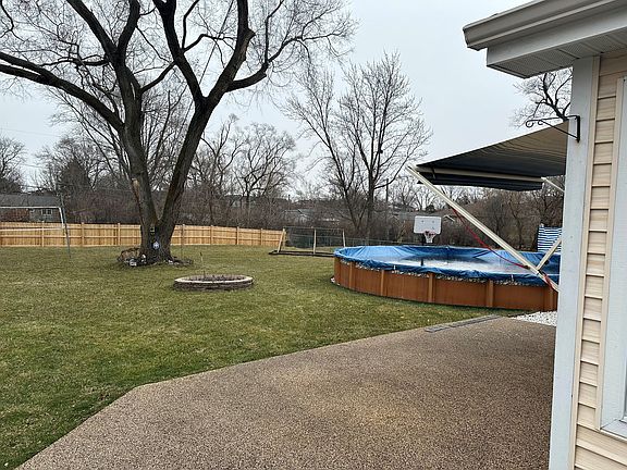 4th image of 1145 Aspen St