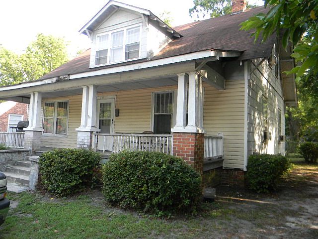 2nd image of 591 Buckley St