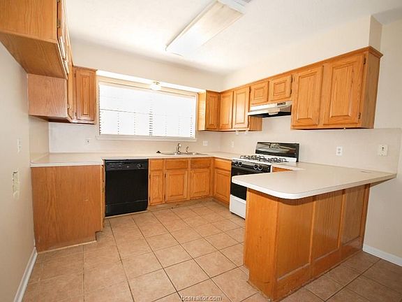 4th image of 2801 Pierre Pl
