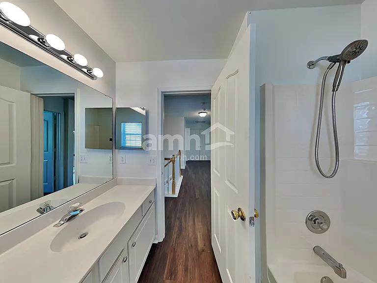 8401 Redstone View Dr — Photo 18
