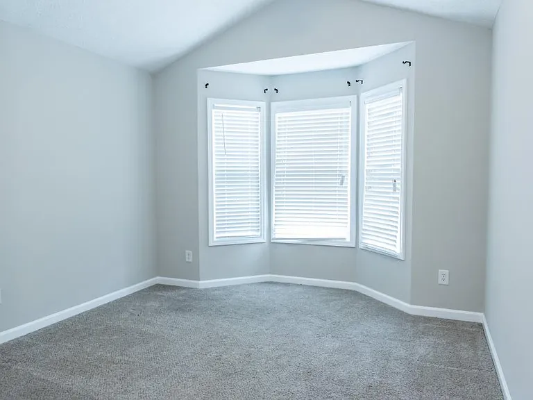 1159 Simonton Glen Way — Photo 27