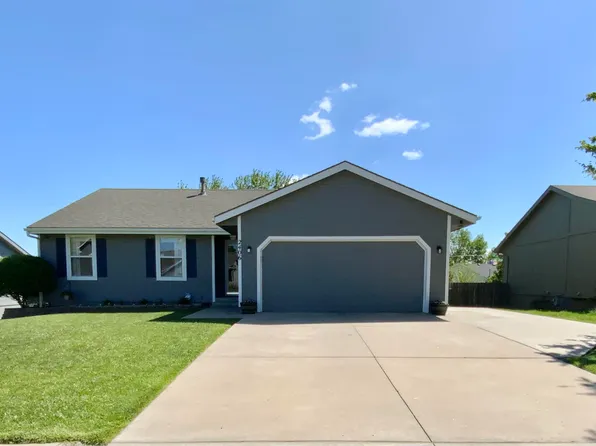 2406 SW Romar Rd, Topeka, KS 66614