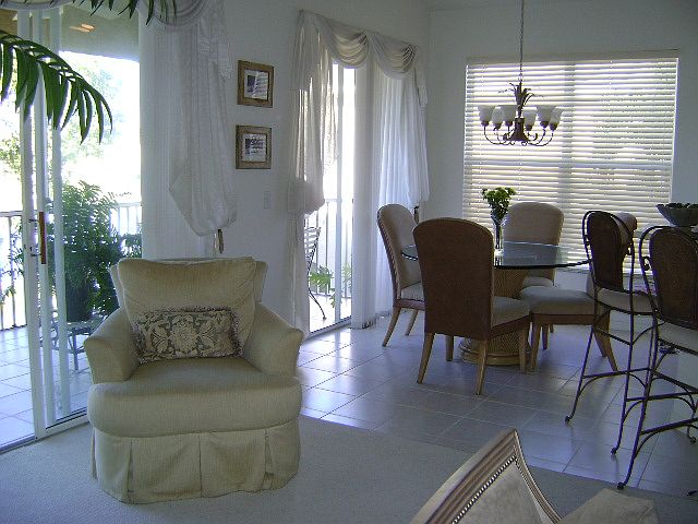 1st image of 23038 Lone Oak Dr