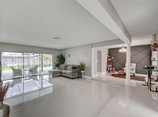 7211 NW 21st St, Fort Lauderdale, FL 33313