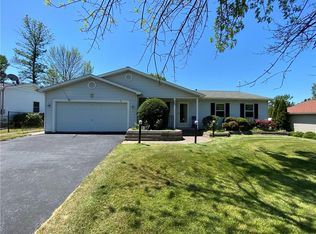 203 Island Cottage Rd, Rochester, NY 14612