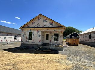 202 Center St, Portland, TN 37148