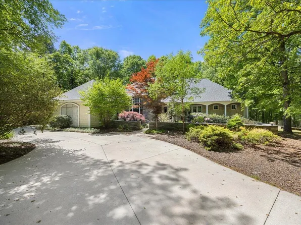 6600 Maynard Farm Rd, Chapel Hill, NC 27516