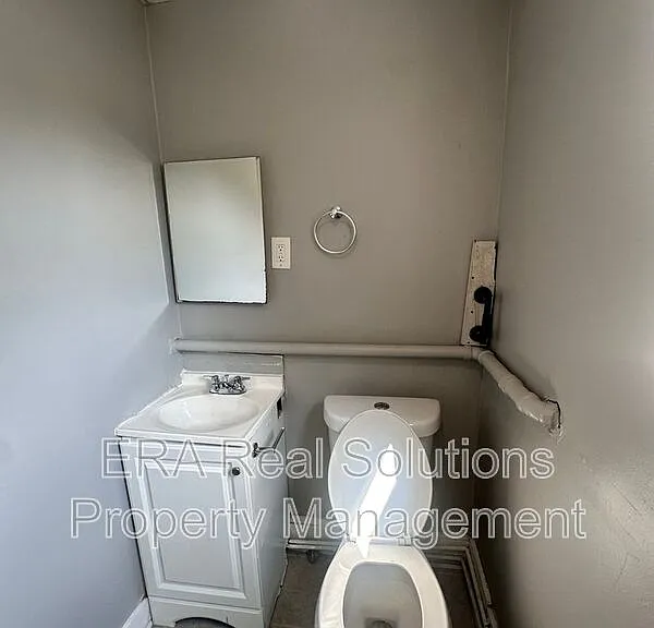 723 Sycamore St #2 — Photo 10