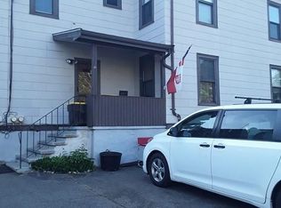 4 Sharon Ave #4, Auburndale, MA 02466