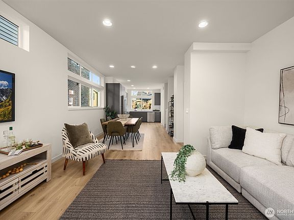 4th image of 8327 B 12th Avenue NW