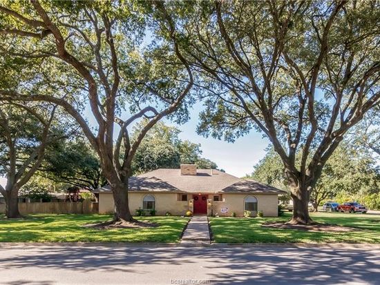 800 Anderson St Hearne Tx 77859 Zillow