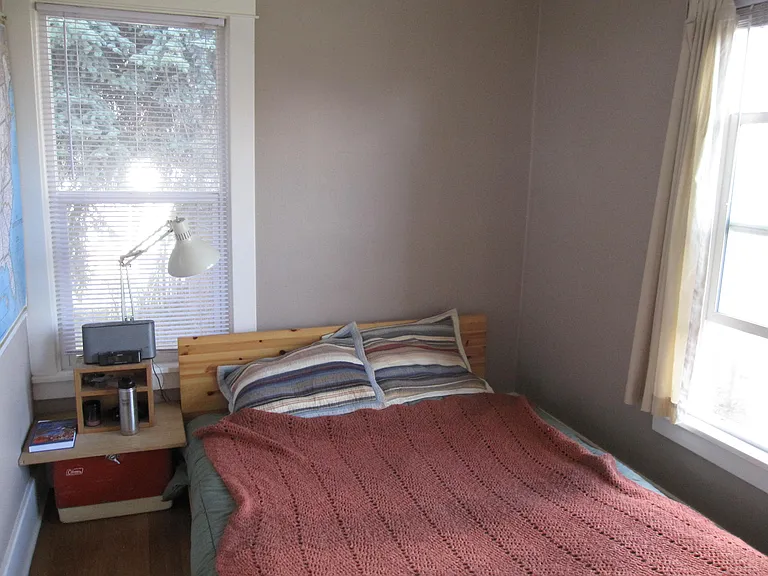 220 SE Gladstone St #3 — Photo 10
